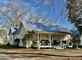 411 E Queen St, Edenton, NC 27932