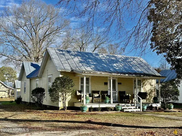 411 E Queen Street, Edenton, NC 27932