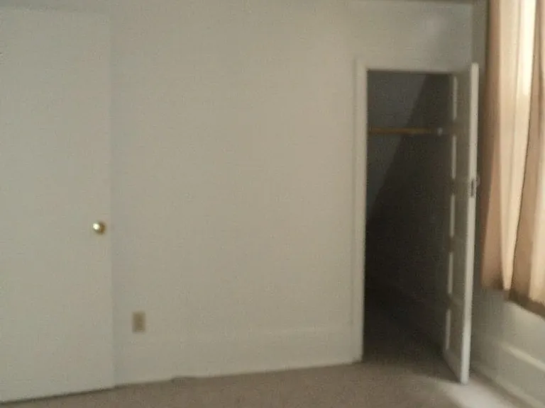 1437 Albee St #1-5 — Photo 3