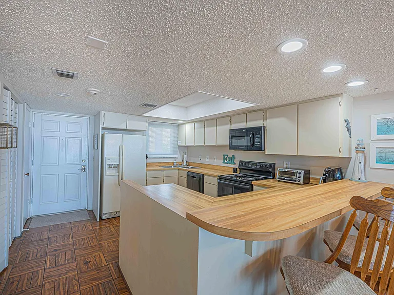 3831 S Atlantic Ave #205 — Photo 10