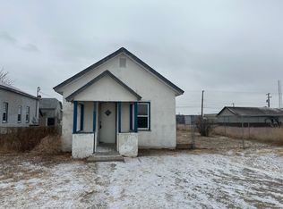 102 W Overland Dr, Scottsbluff, NE 69361