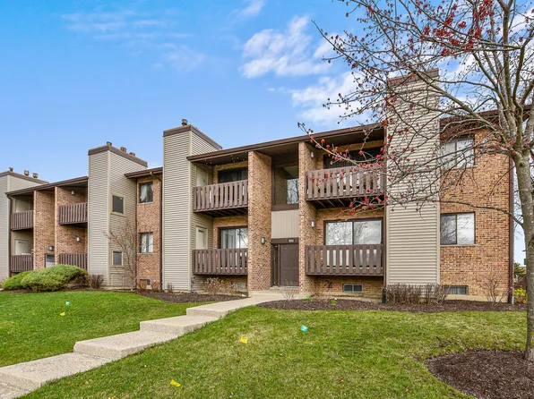 332 Sheridan Dr APT 1C, Willowbrook, IL 60527