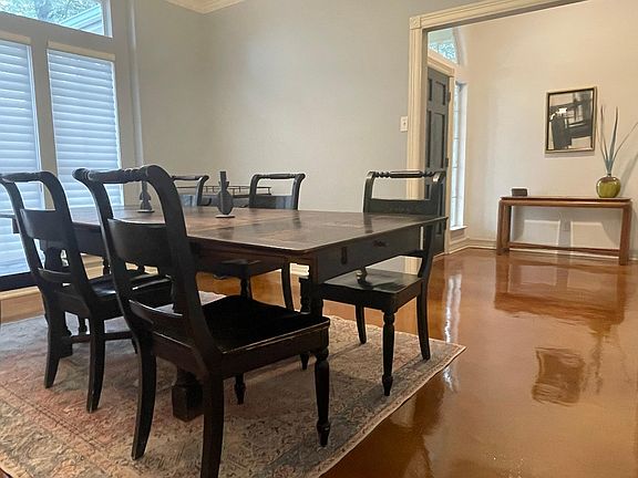 5th image of 641 Evergreen Ln