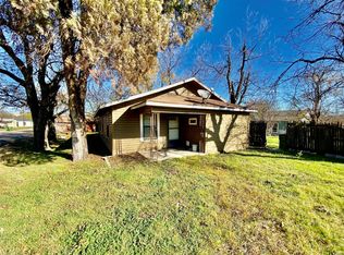 801 SE 19th St, Mineral Wells, TX 76067