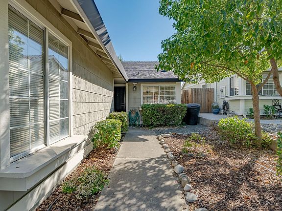 2nd image of 1001 Cirby Oaks Way #1003