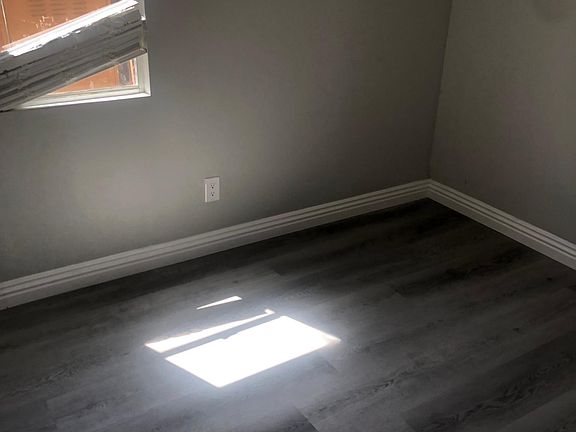 3rd image of 6815 Bear Ave