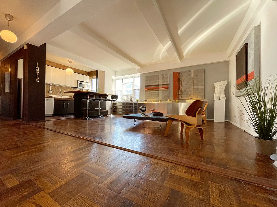 1st image of 500 Grand St APT B11g