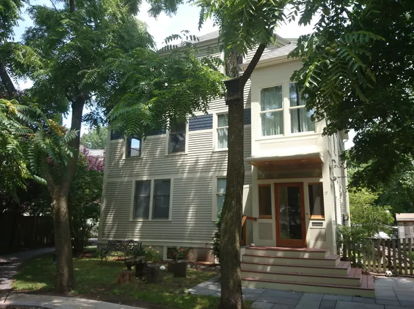 19 Segel St, Jamaica Plain, MA 02130