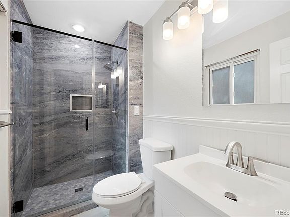 5th image of 21298 E Aberdeen Pl