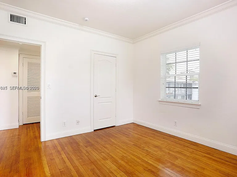 237 Madeira Ave #1 — Photo 17