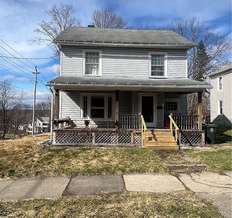 1st image of 416 W 6th St