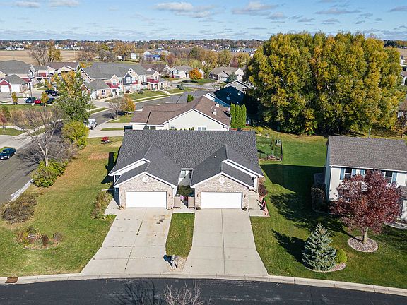 4th image of 690 Ruxton Ridge Dr