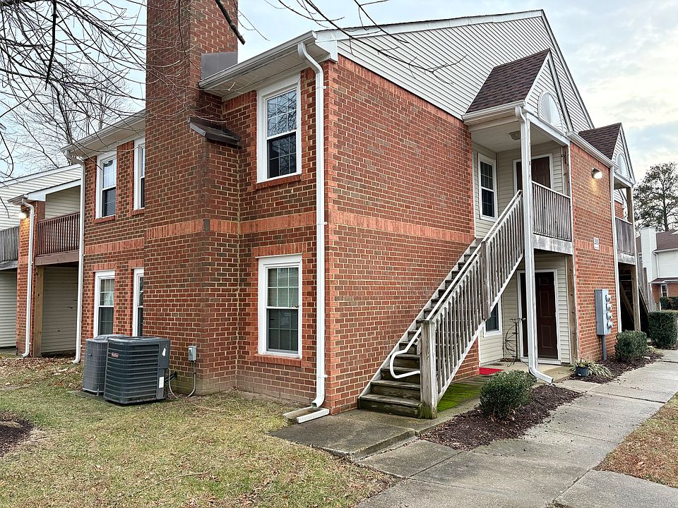 1st image of 208 Quarter Trl APT H