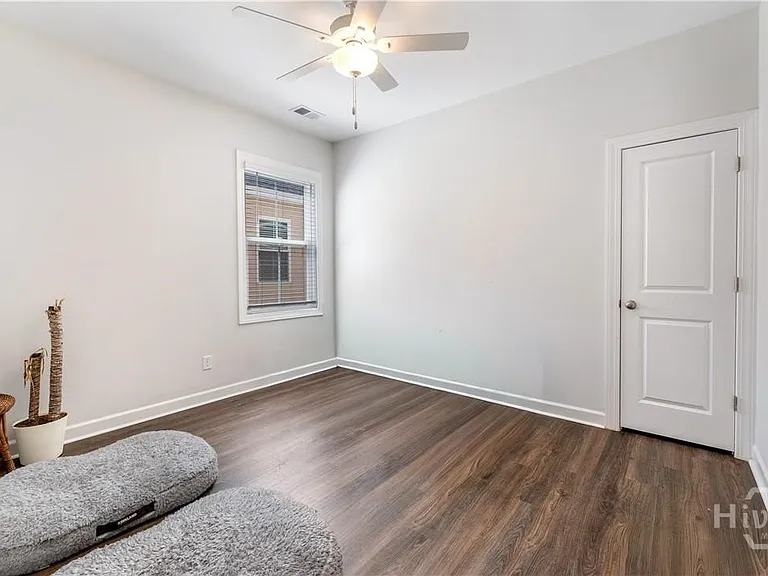 119 Waterside Ln — Photo 24