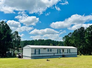 560 High Ridge Rd, Broxton, GA 31519