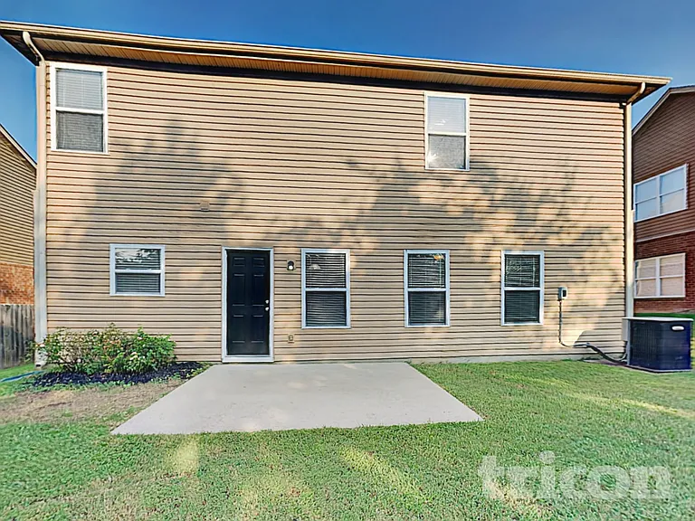 7343 Autumn Crossing Way — Photo 32