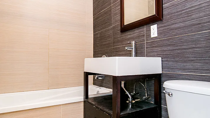 Rented by Nooklyn NYC LLC | media 6