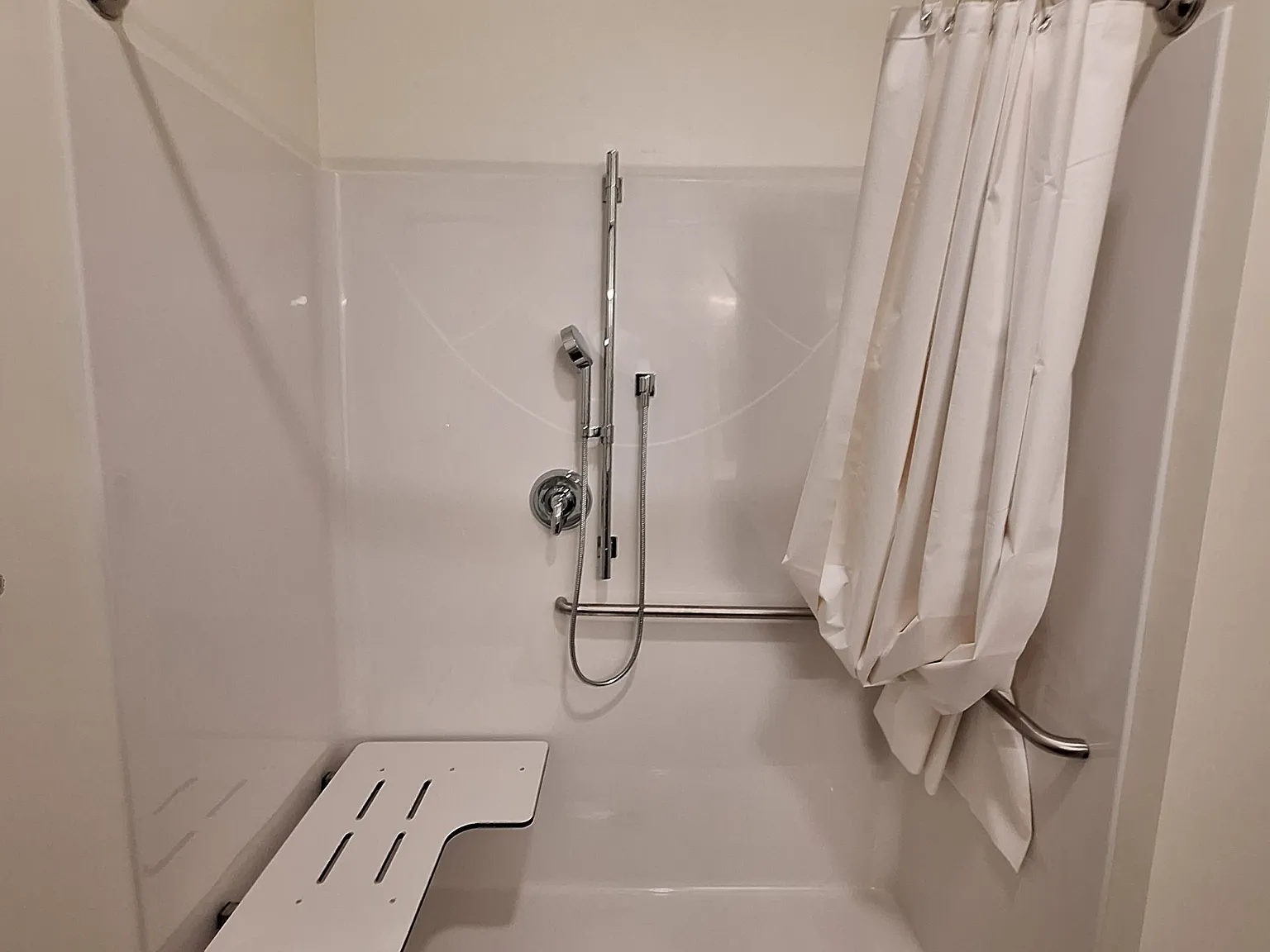 2 bed, $1,105 — Photo 1
