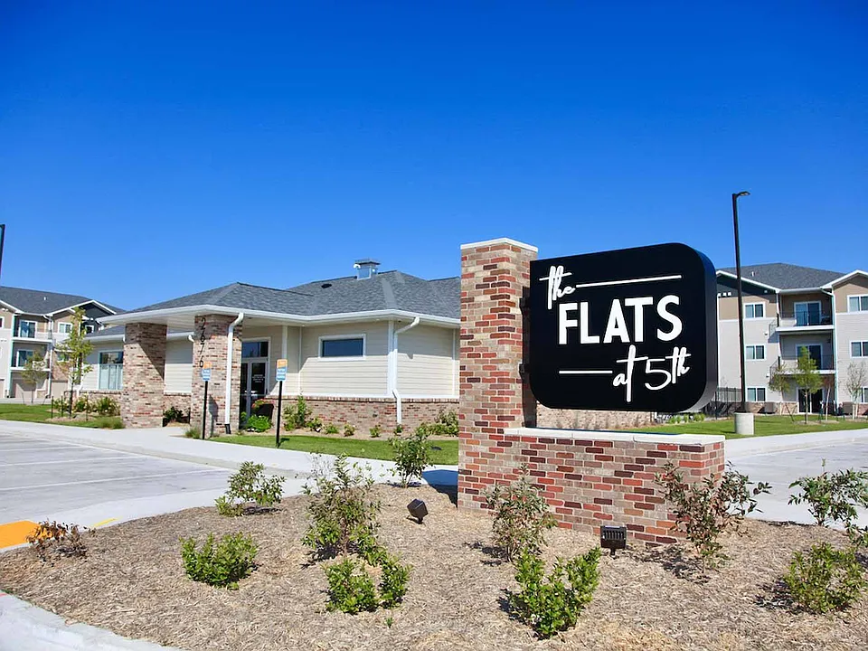 Flats at 5th