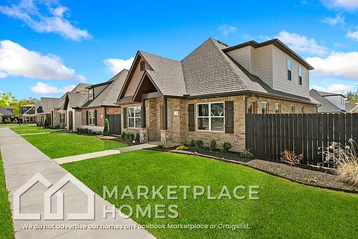 763 N Malbec Rd — Photo 2