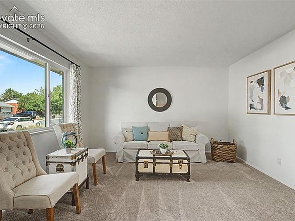 3rd image of 3518 Mesa Grande Dr