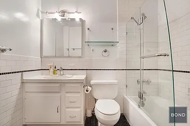 Rented by Bond New York