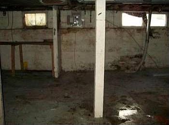 2nd image of 1029 Toren St SE