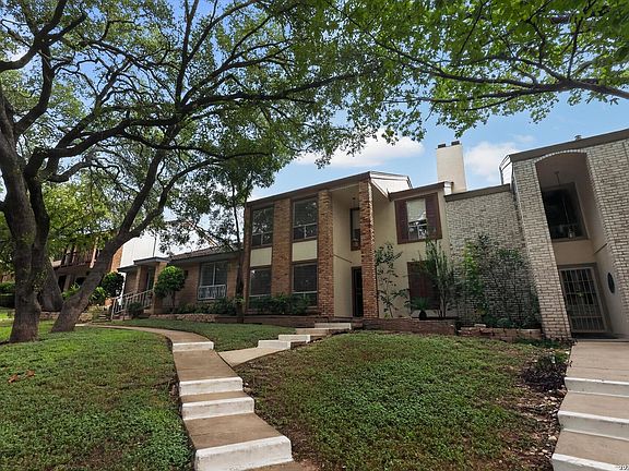 4th image of 11303 Vance Jackson Rd #B3
