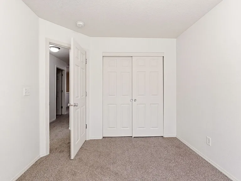 2322 NW 168th Pl — Photo 28