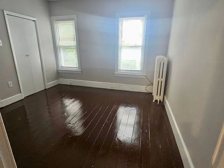 107 Mulberry St — Photo 13