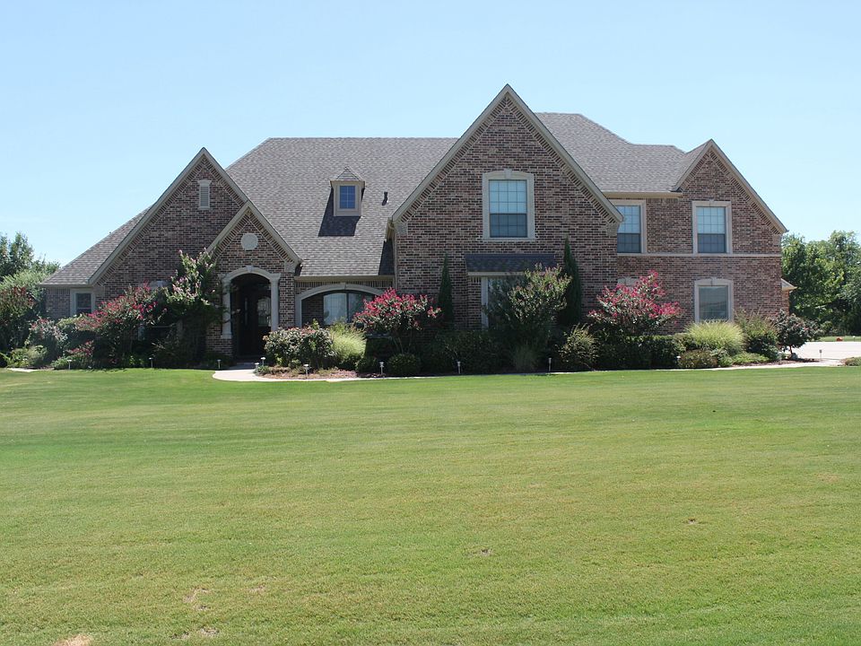 2nd image of 220 Harvest Ridge Dr