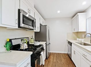 Casa del Rio Seco, Downey, CA 90242