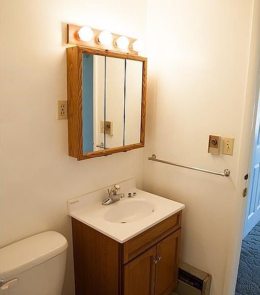 1st image of 3001 Chinook Ln