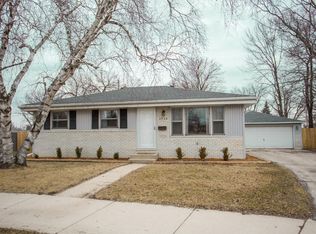 1713 Mercury Cir, Racine, WI 53404