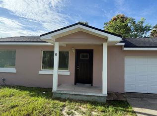 8 Laurel Ln, Eustis, FL 32726