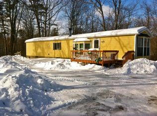 525 Starlight Dr, Cresco, PA
