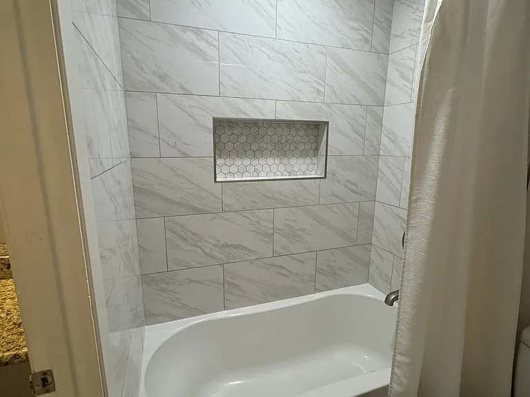 604 Arcadia Dr #1 — Photo 3