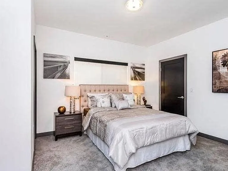 8748 Reading Ave — Photo 23