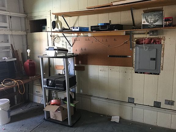 5th image of 350 Lee Ave Lot 44