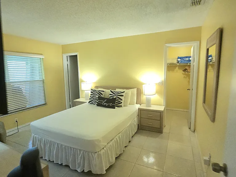 3194 Sandy Shore Ln — Photo 30