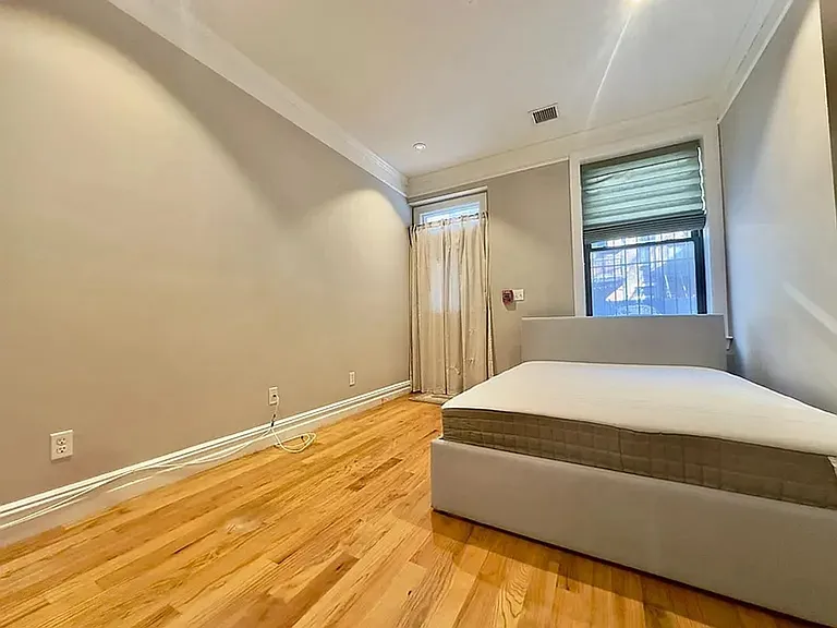 674 Massachusetts Ave #2 — Photo 7
