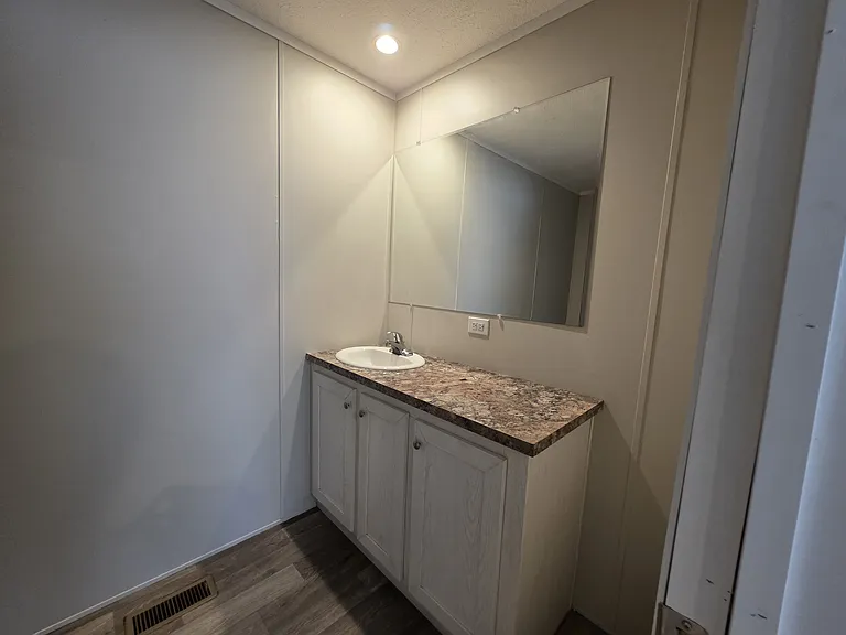 Pineview Estates — Photo 28