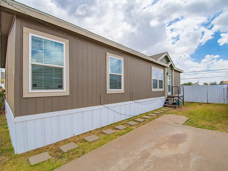 314 Dobbs Ave — Photo 3