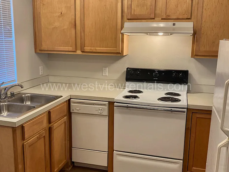 139 Prince Ave #106 — Photo 6