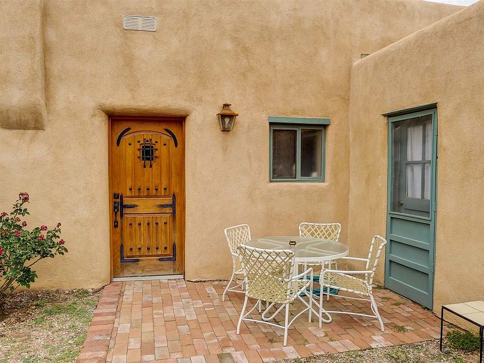 1st image of 411 1/2 Arroyo Tenorio St