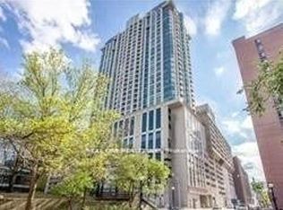 8 Park Rd UNIT 2009, Toronto, ON M4W 3S5
