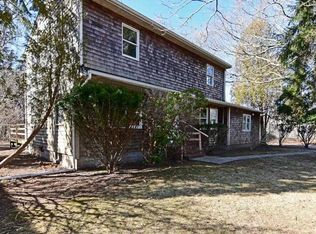 172 Belleview Ave, Center Moriches, NY 11934