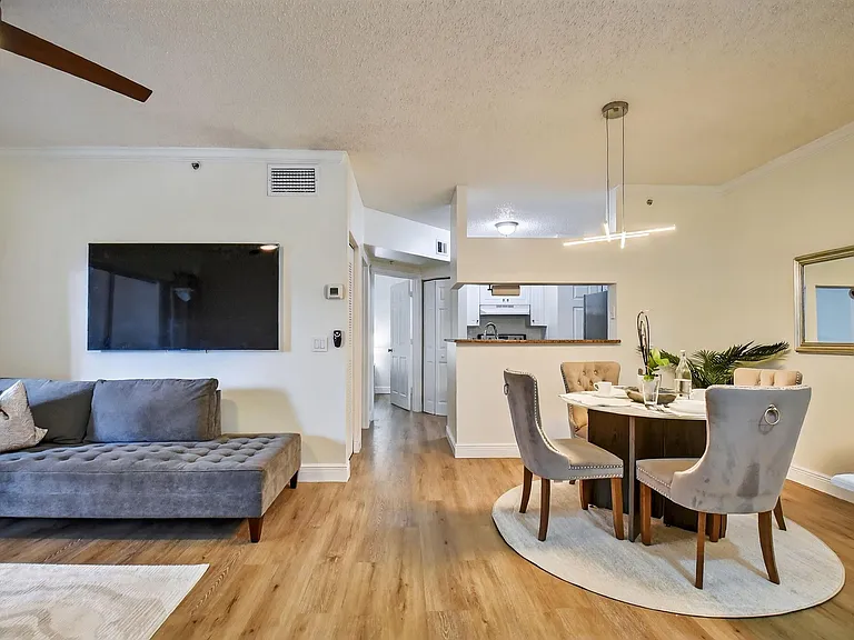 3212 Tuscany Way #3212 — Photo 26