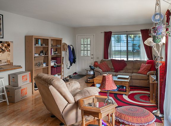 4th image of 392 Bunker Hill Cir #392