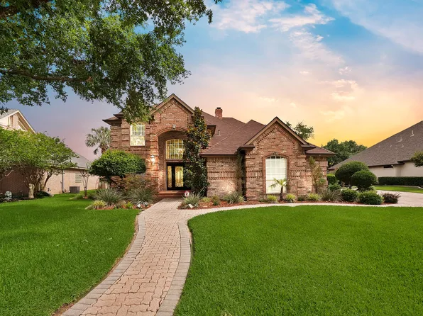 803 Riviera Dr, Mansfield, TX 76063